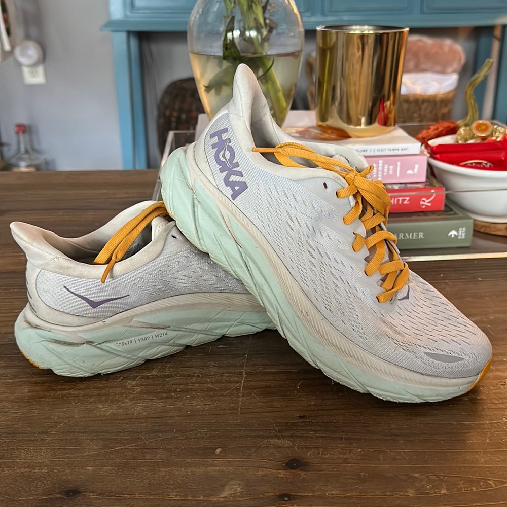 Hoka Clifton Running Shoes Size 6.5